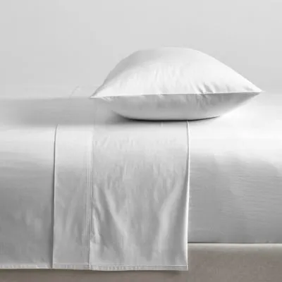 King Single Sheet Set - 1 Fitted Sheet, 1 Flat Sheet, 1 Pillow Case. 100% Cotton 300 Thread Count