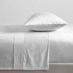 King Single Sheet Set - 1 Fitted Sheet, 1 Flat Sheet, 1 Pillow Case. 100% Cotton 300 Thread Count