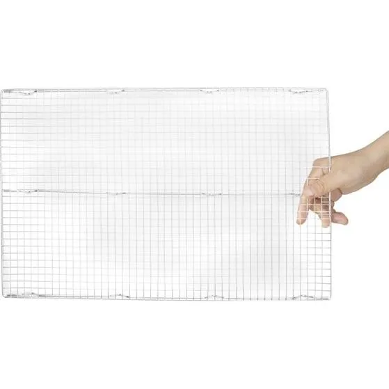 Vogue Large Cake Cooling Tray - 635 X 405mm 25 X 16" view 3