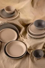 Dune Ash Round Coupe Plate