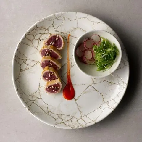 Kintsugi Agate Grey Round Coupe Plate