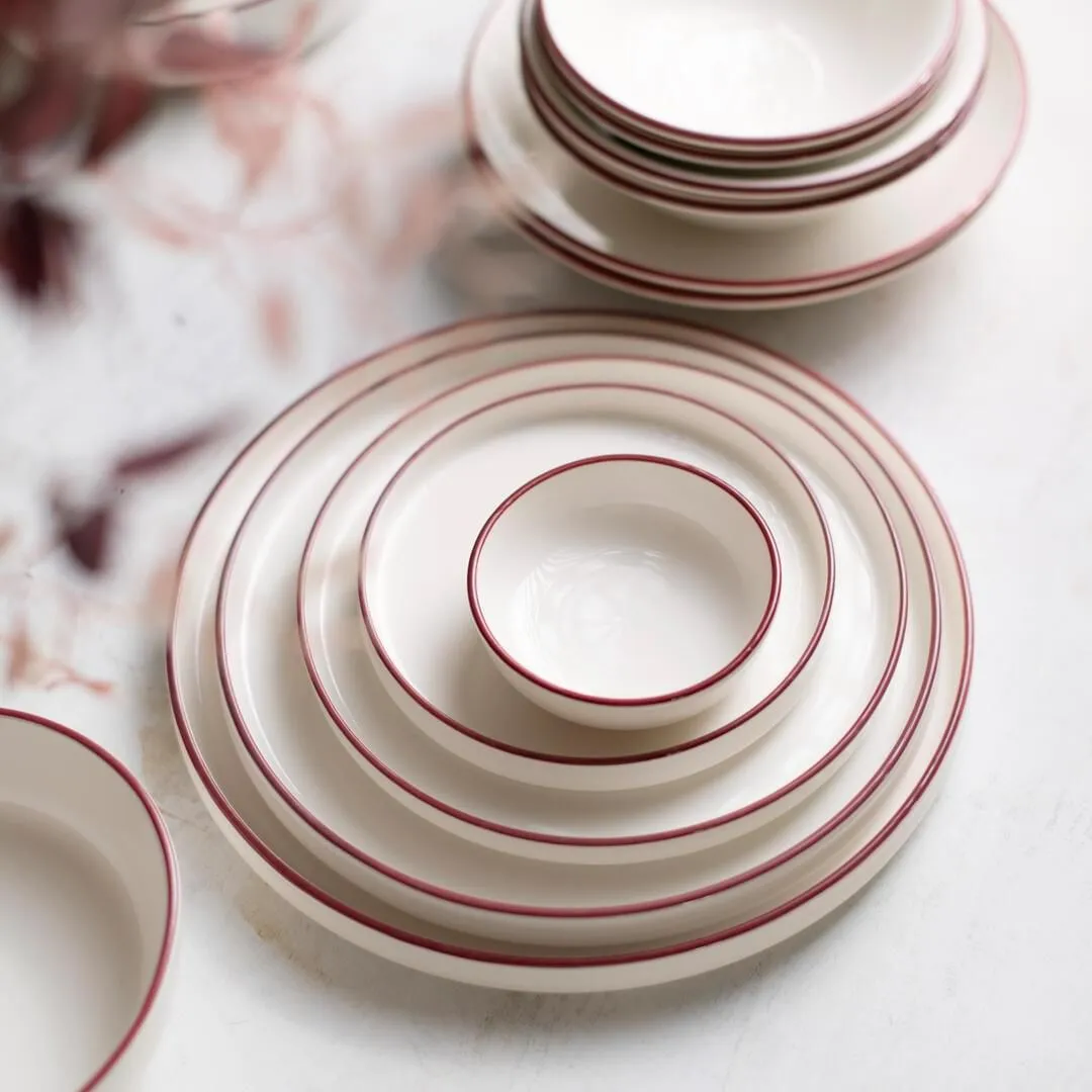 Modest Maroon Coupe Share Bowl